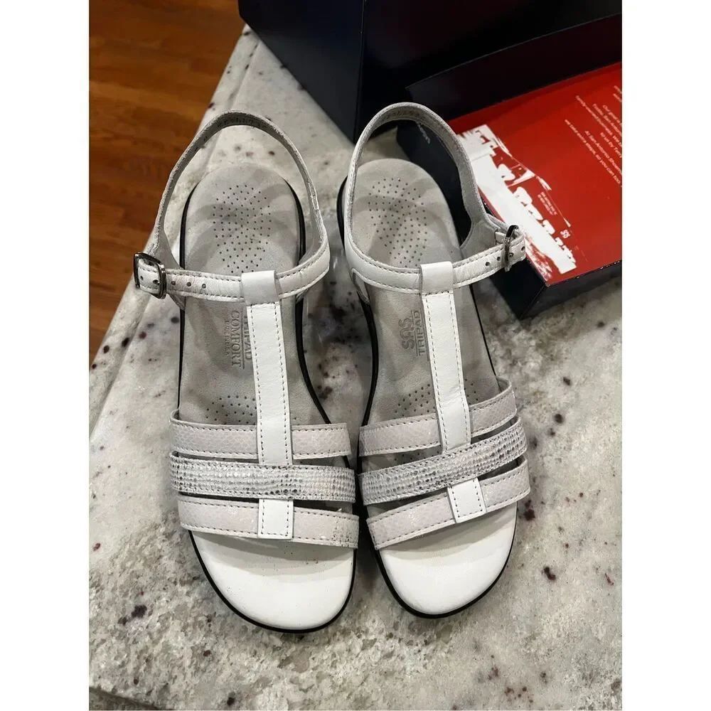 SAS Capri White Multi Leather Sandals sz 7 N w/ Box WUC